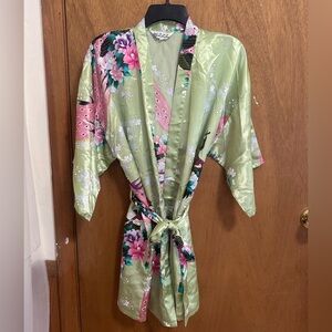 Floral Satin Kimono Robe( like size S)